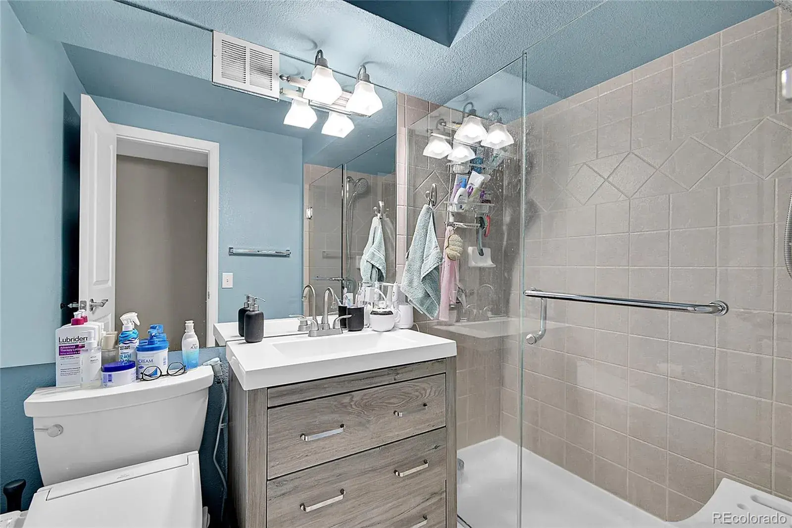 11132025155149 1600 21