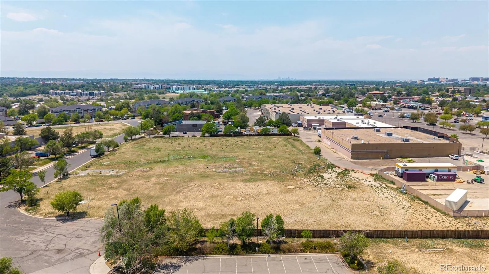 E Centretech Parkway Aurora CO 80011 | MLS #REC8973796 07102026162227 1600 26