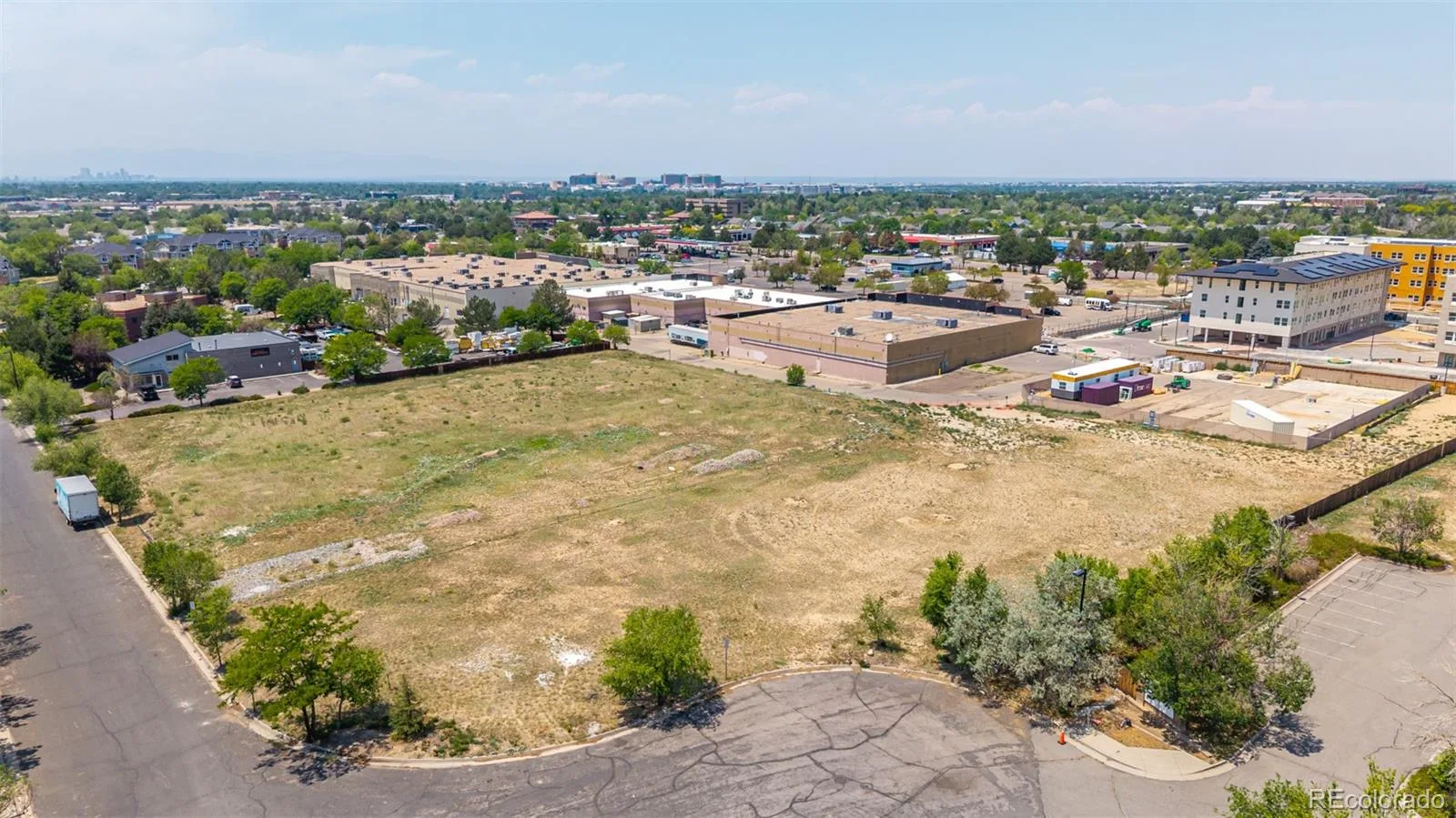 E Centretech Parkway Aurora CO 80011 | MLS #REC8973796 07102026162227 1600 27