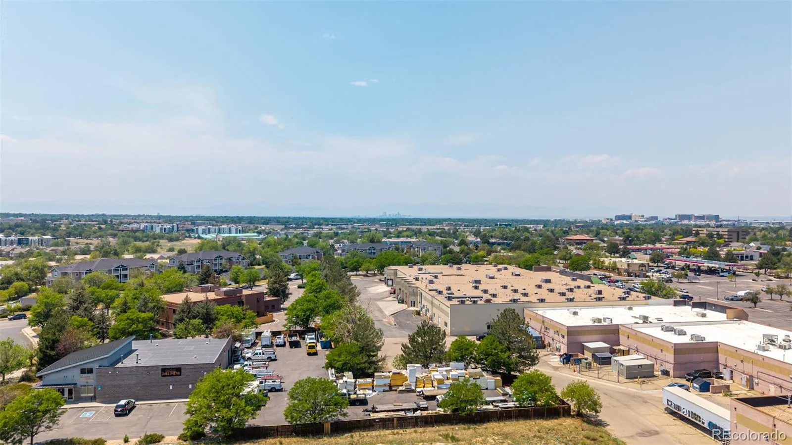 E Centretech Parkway Aurora CO 80011 | MLS #REC8973796 07102026162227 1600 31