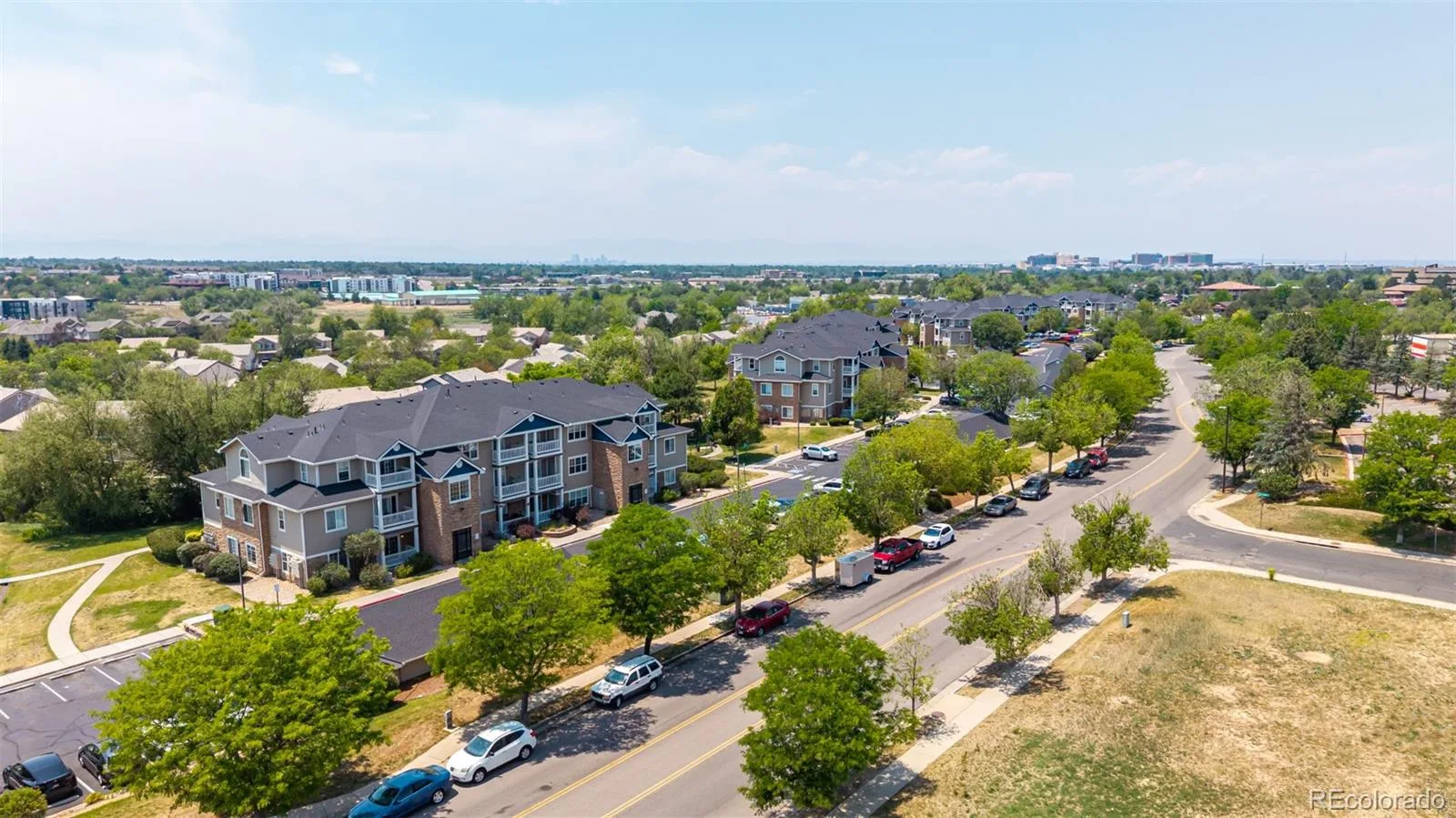 E Centretech Parkway Aurora CO 80011 | MLS #REC8973796 07102026162227 1600 33
