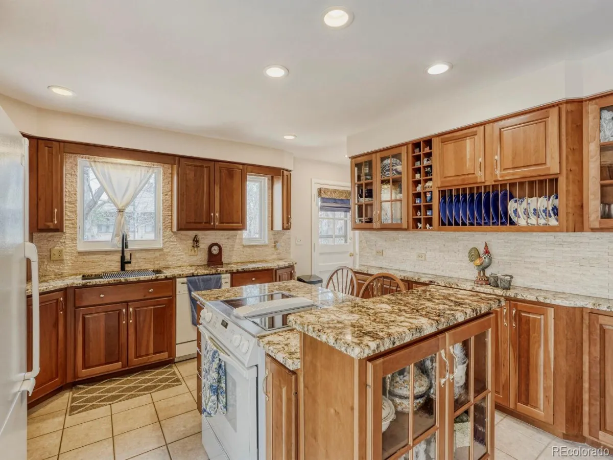 1395 Forest Street Denver CO 80220 MLS #REC8974555 05062026214508 1200 10