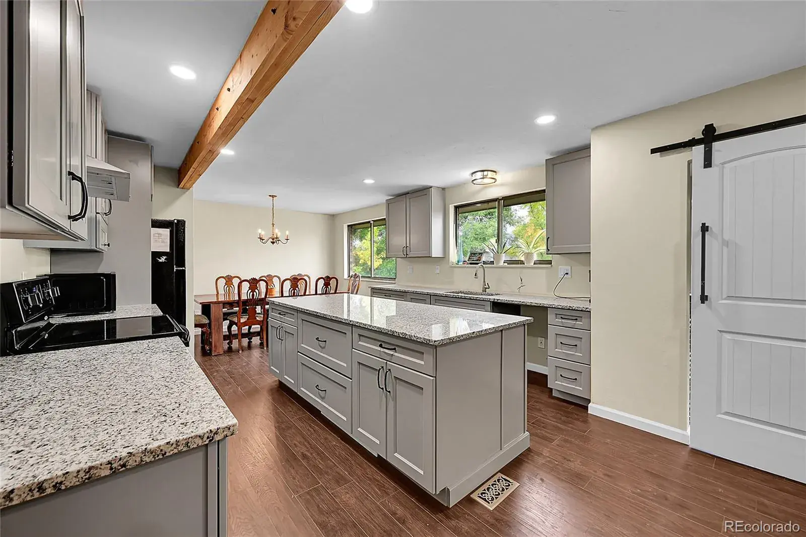 01022026220653 1600 0