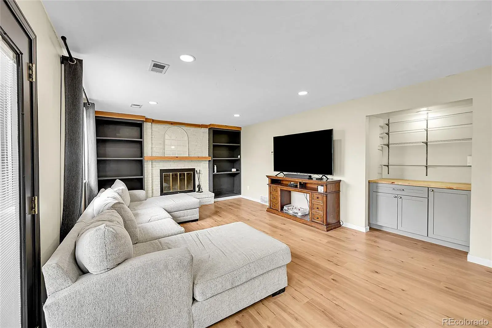 01022026220653 1600 12