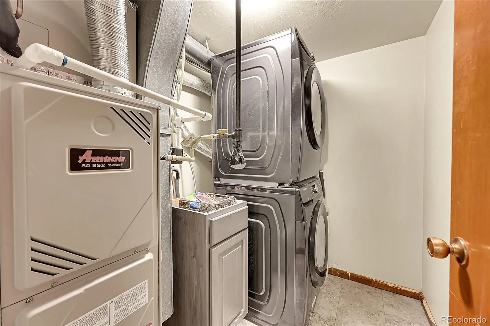 01022026220653 1600 24