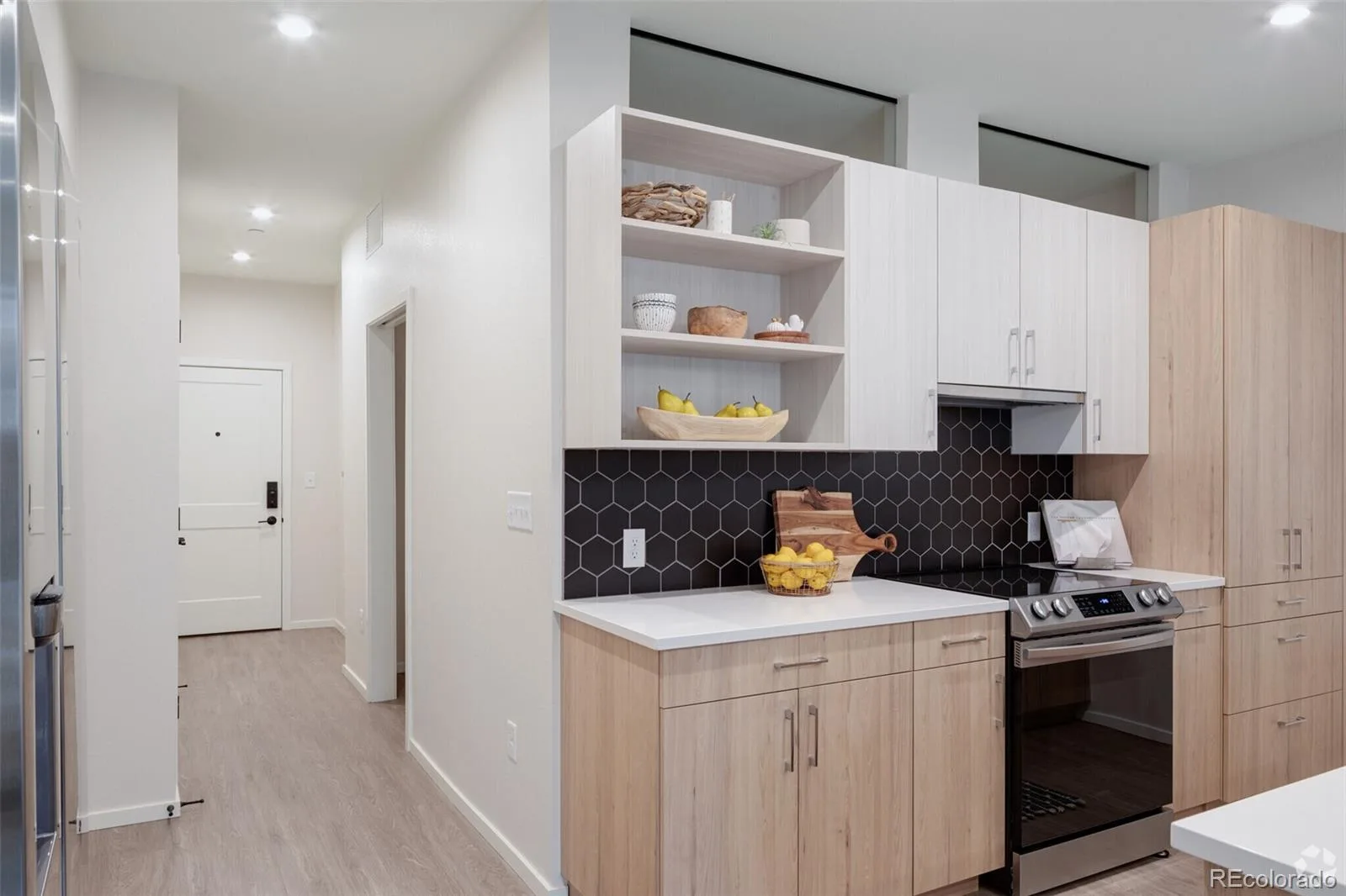 2049 S Columbine #204 Denver CO 80219 | MLS #REC8975648 10072026164616 1600 2