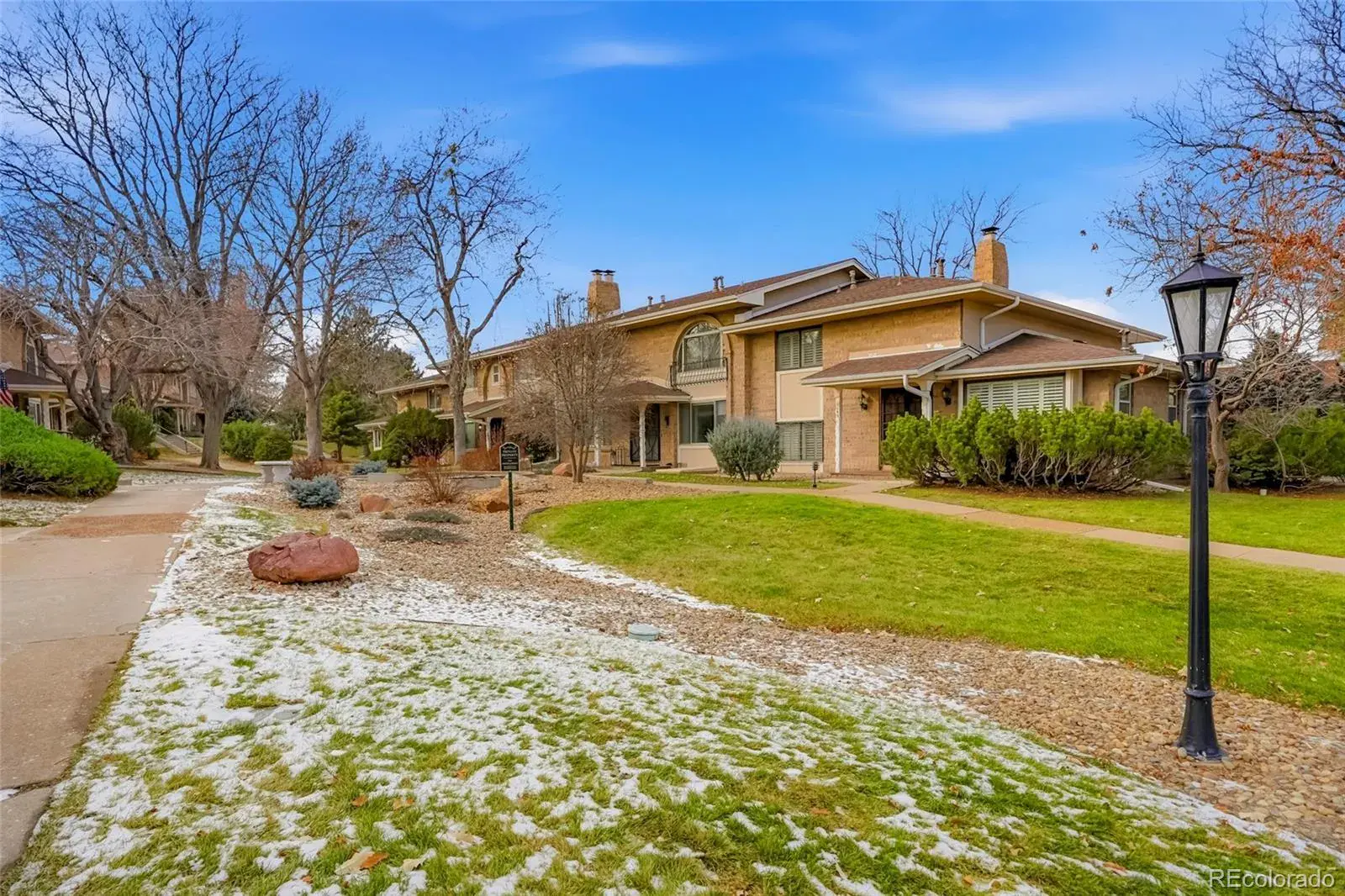 12032025195717 1600 1