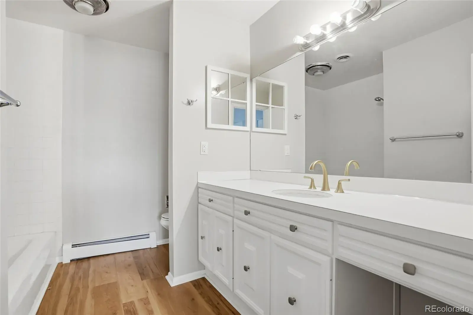 12032025195717 1600 16