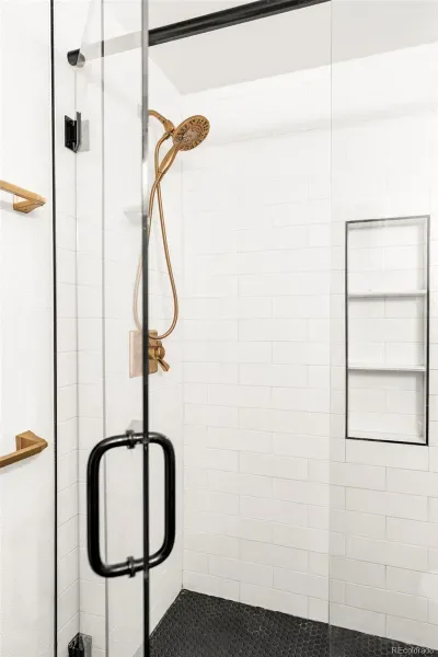 03122026185033 800 25