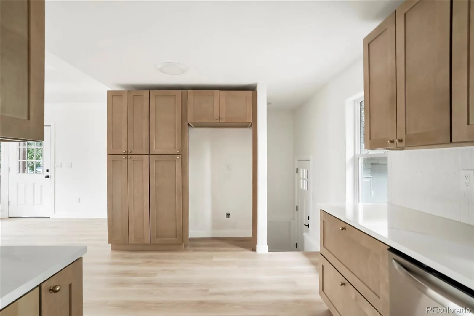 2112 9th Avenue Longmont CO 80501 | MLS #REC8979700 08212026205536 1600 10