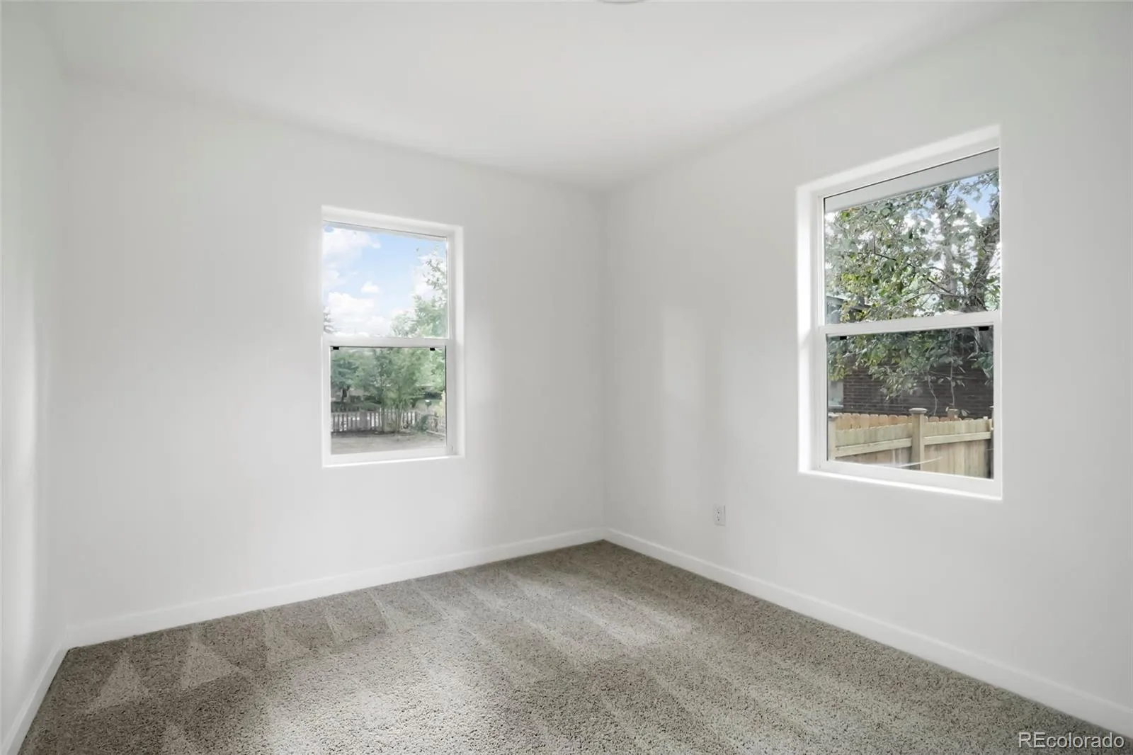 2112 9th Avenue Longmont CO 80501 | MLS #REC8979700 08212026205536 1600 18