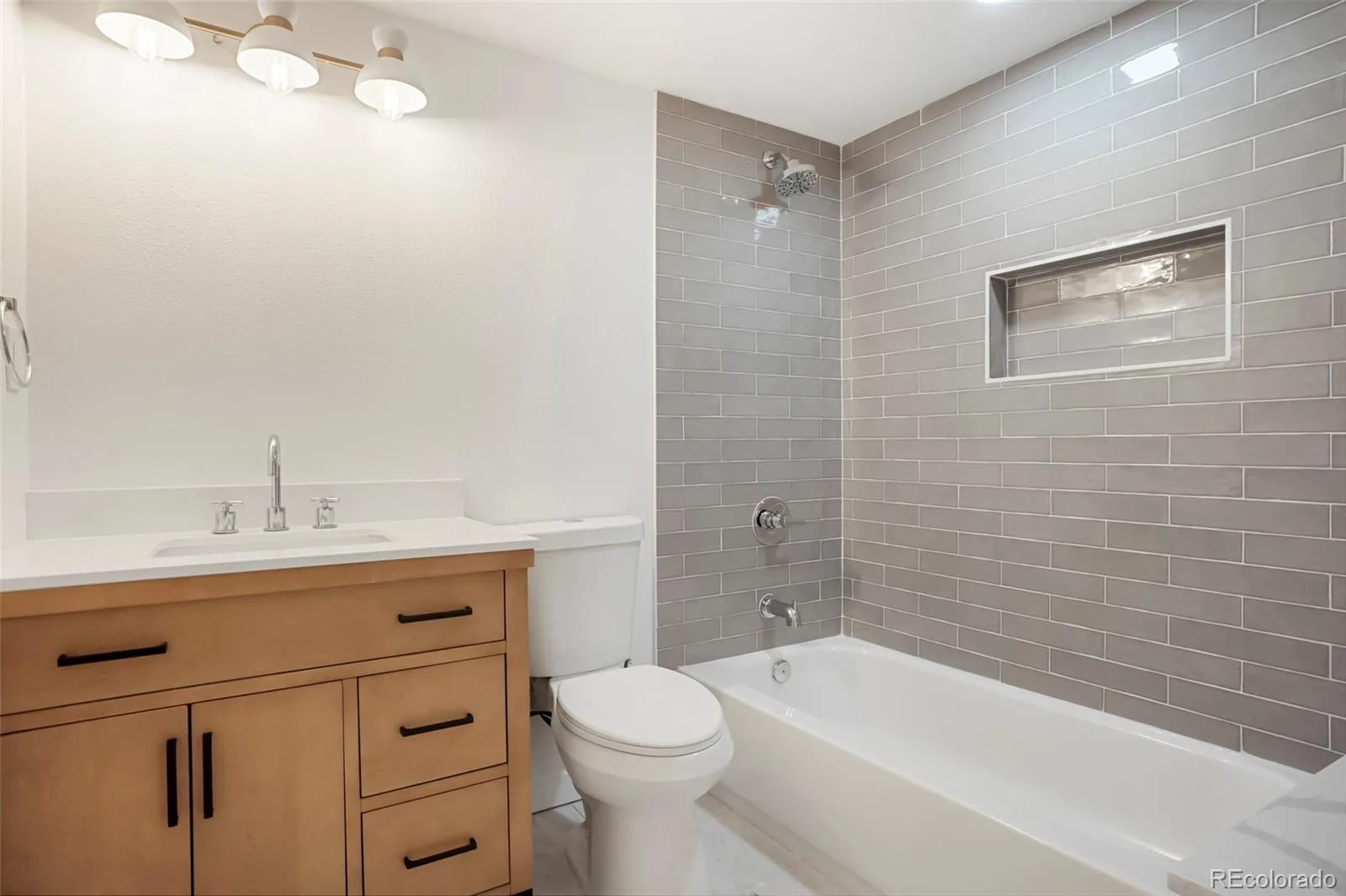 2112 9th Avenue Longmont CO 80501 | MLS #REC8979700 08212026205536 1600 37