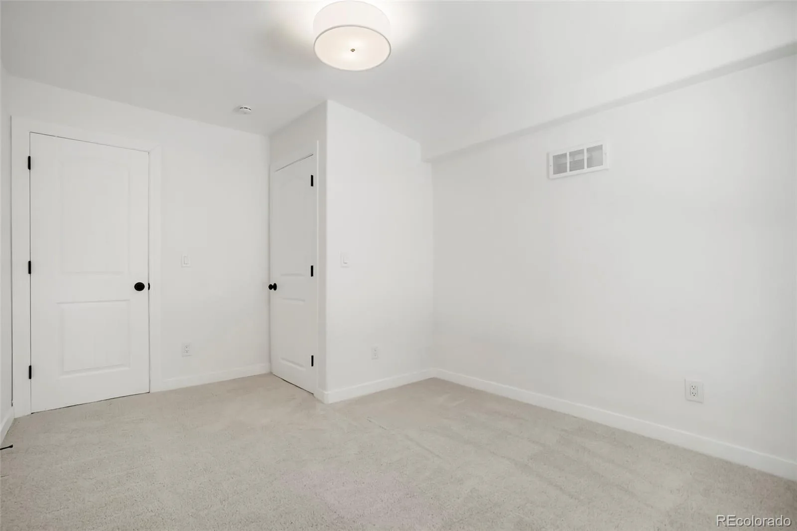 2112 9th Avenue Longmont CO 80501 | MLS #REC8979700 08212026205536 1600 40