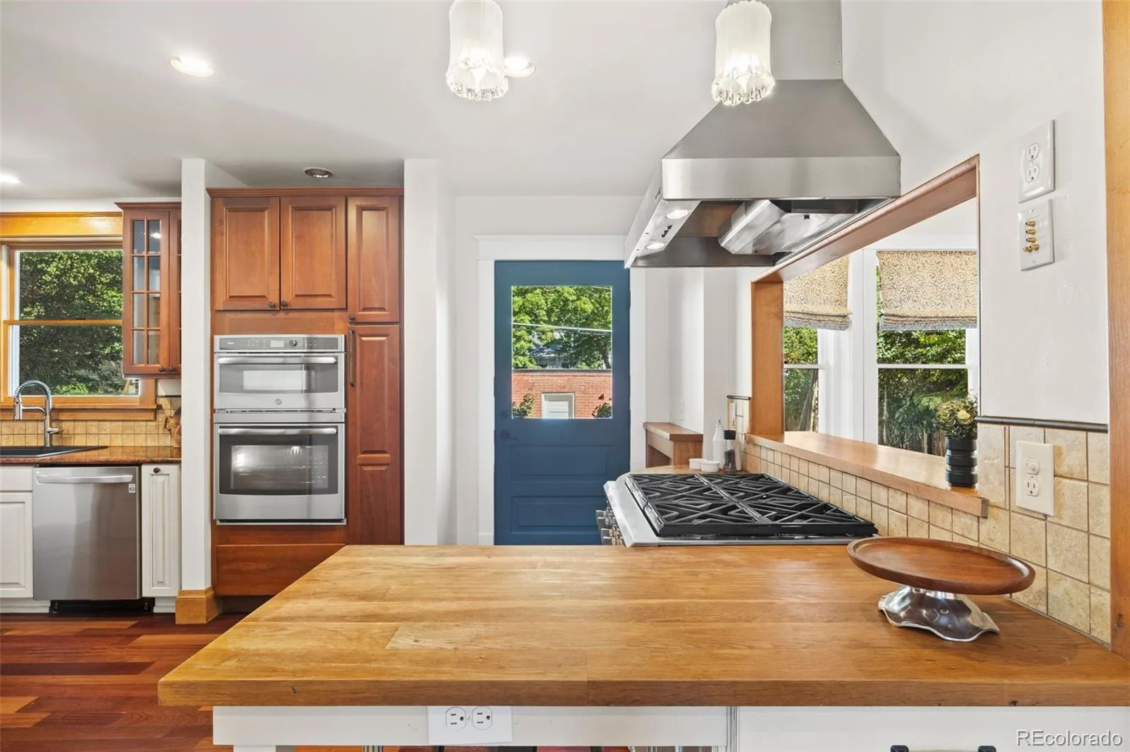 626 N Franklin Street Denver CO 80218 | MLS #REC8981261 09232026012955 1600 14
