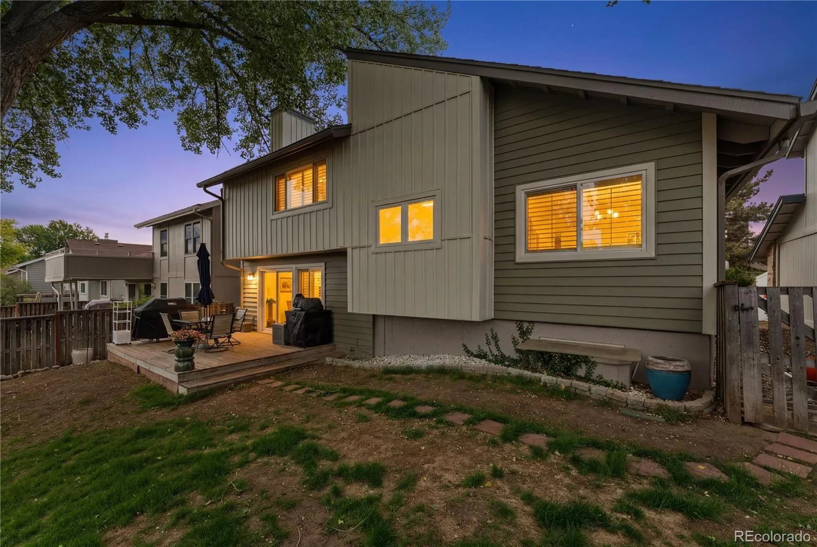 6396 S Emporia Circle Englewood CO 80111 MLS #REC8982463 06022026063204 1600 32
