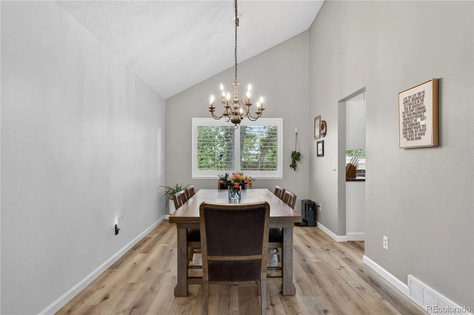 6396 S Emporia Circle Englewood CO 80111 MLS #REC8982463 06022026063204 1600 6