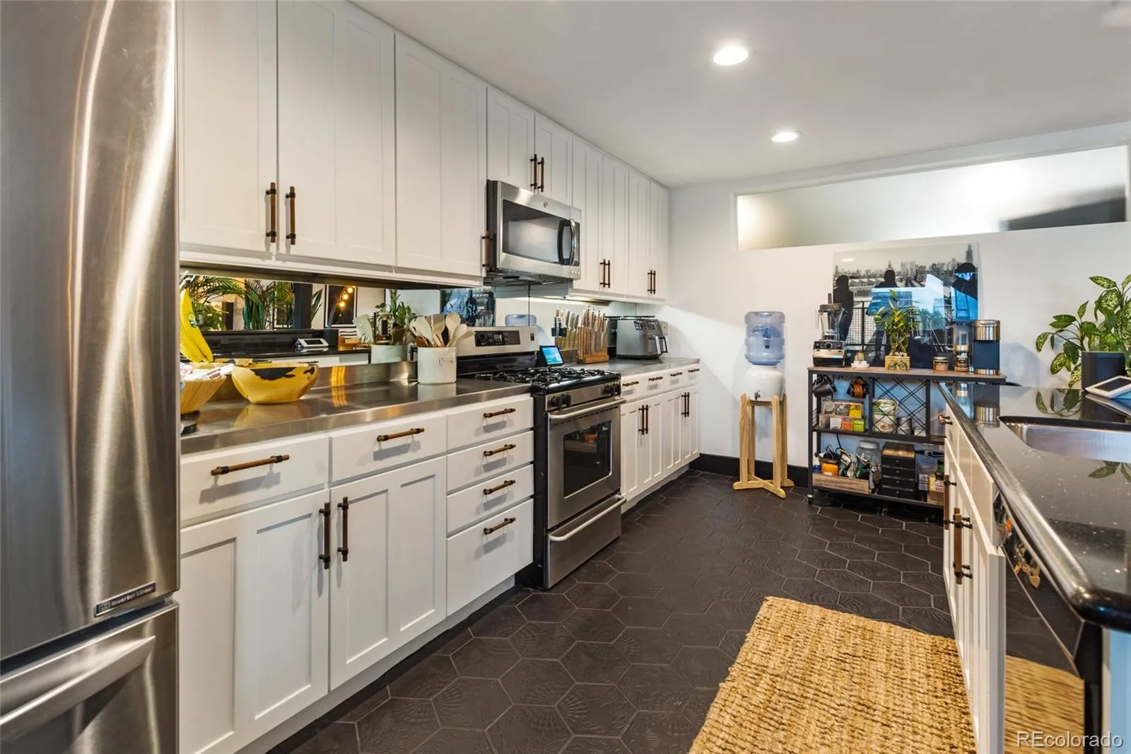 1203 24th Street Denver CO 80205 MLS #REC8983585 05012026032317 1600 6