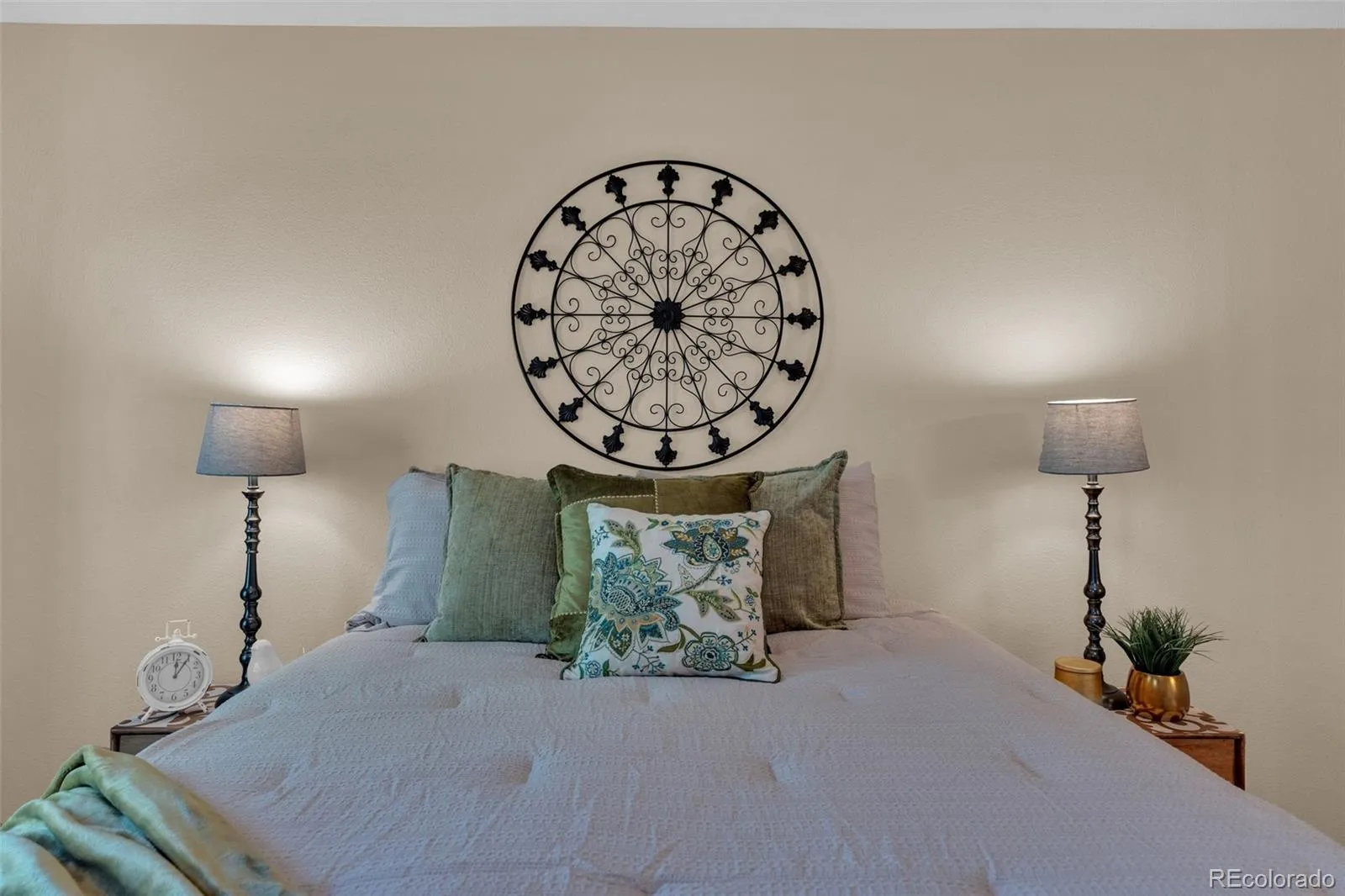 5177 S Fraser Way Aurora CO 80015 MLS #REC8984868 04172026230437 1600 26
