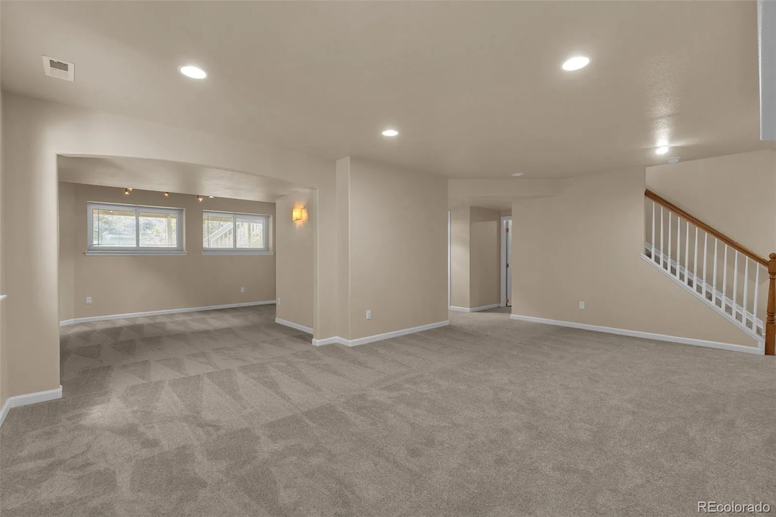 5177 S Fraser Way Aurora CO 80015 MLS #REC8984868 04172026230437 1600 37