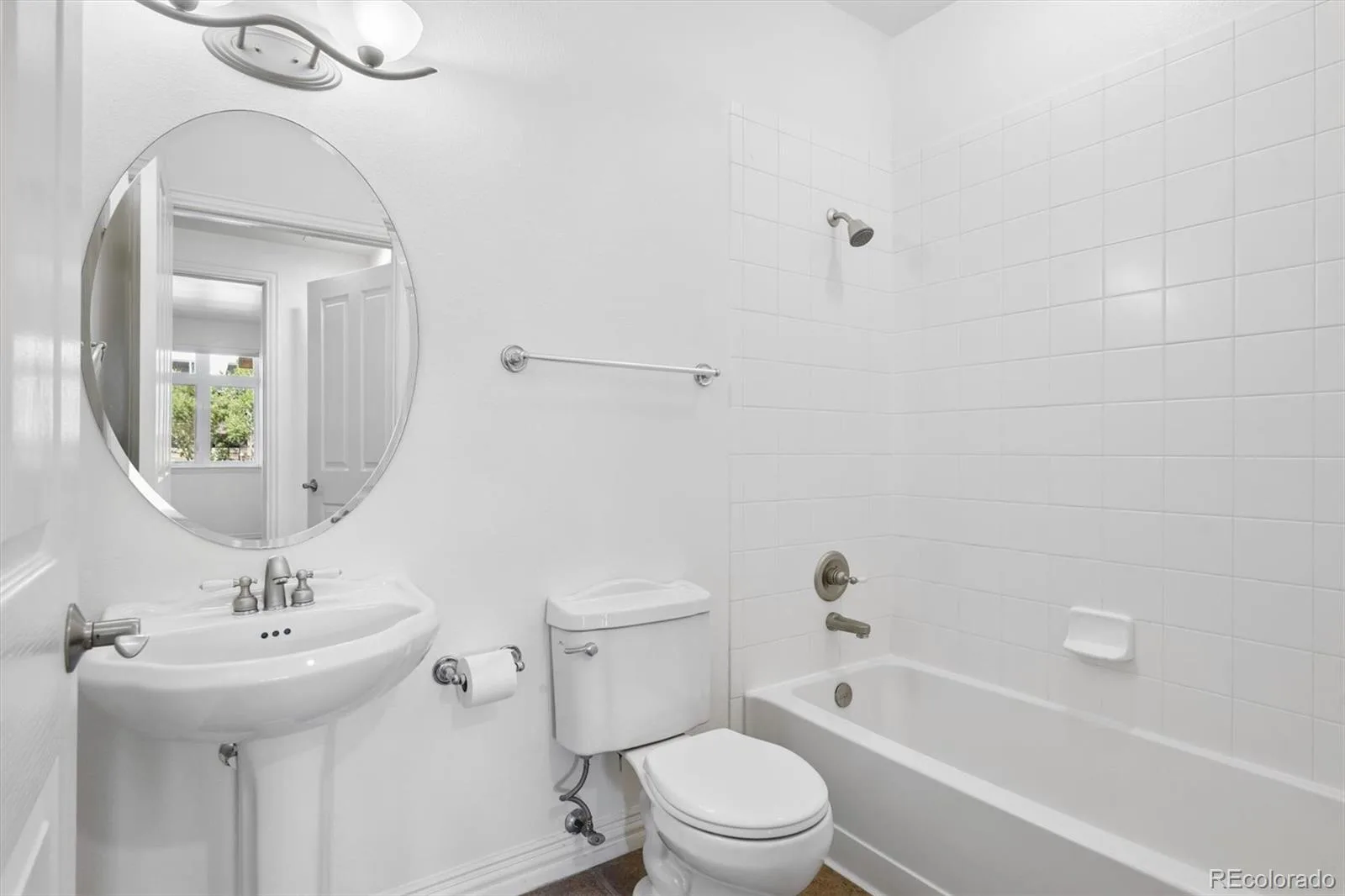 2700 E Cherry Creek South Drive #214 Denver CO 80209 | MLS #REC8985460 07312026172813 1600 17