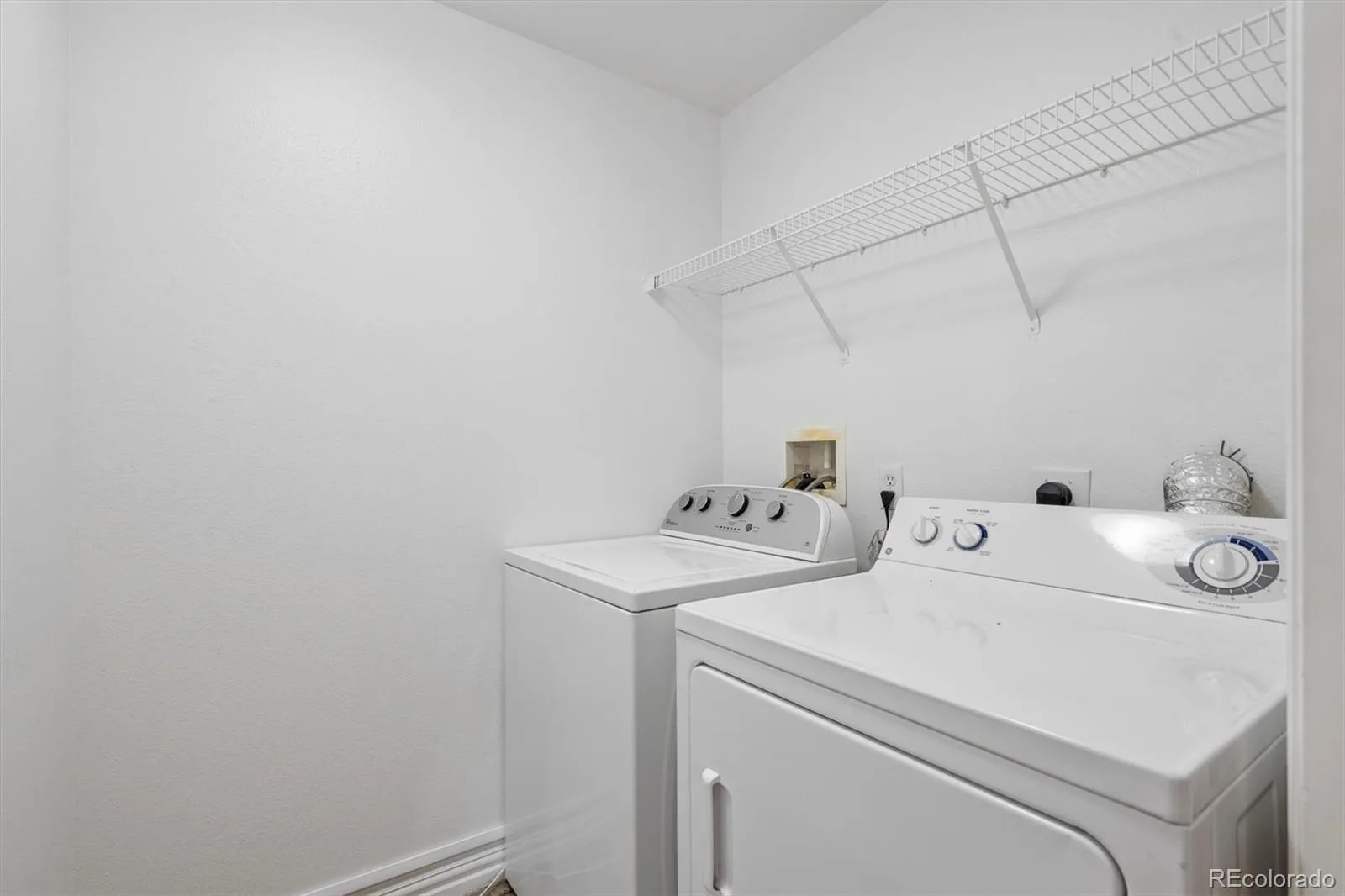 2700 E Cherry Creek South Drive #214 Denver CO 80209 | MLS #REC8985460 07312026172813 1600 24