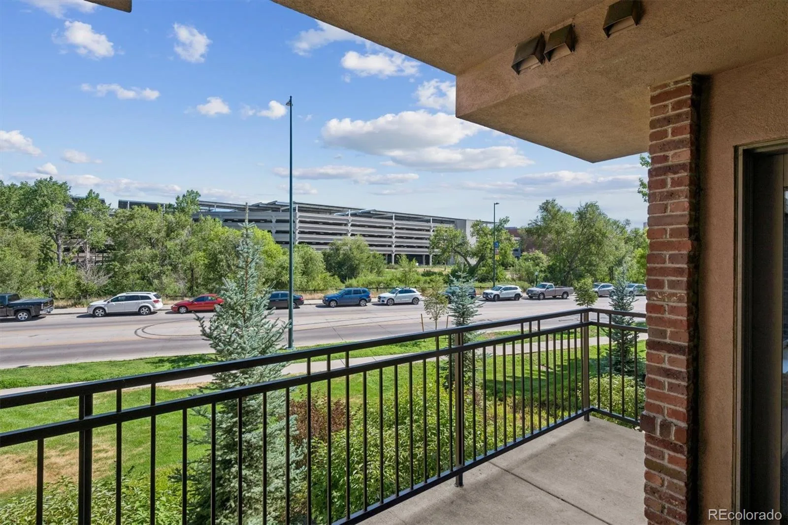 2700 E Cherry Creek South Drive #214 Denver CO 80209 | MLS #REC8985460 07312026172813 1600 25