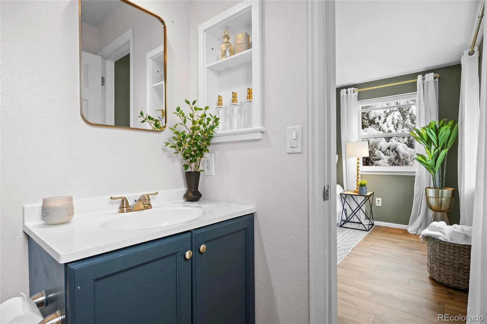 12414 E Tennessee Circle #B Aurora CO 80012 MLS #REC8985483 05092026020629 1600 20
