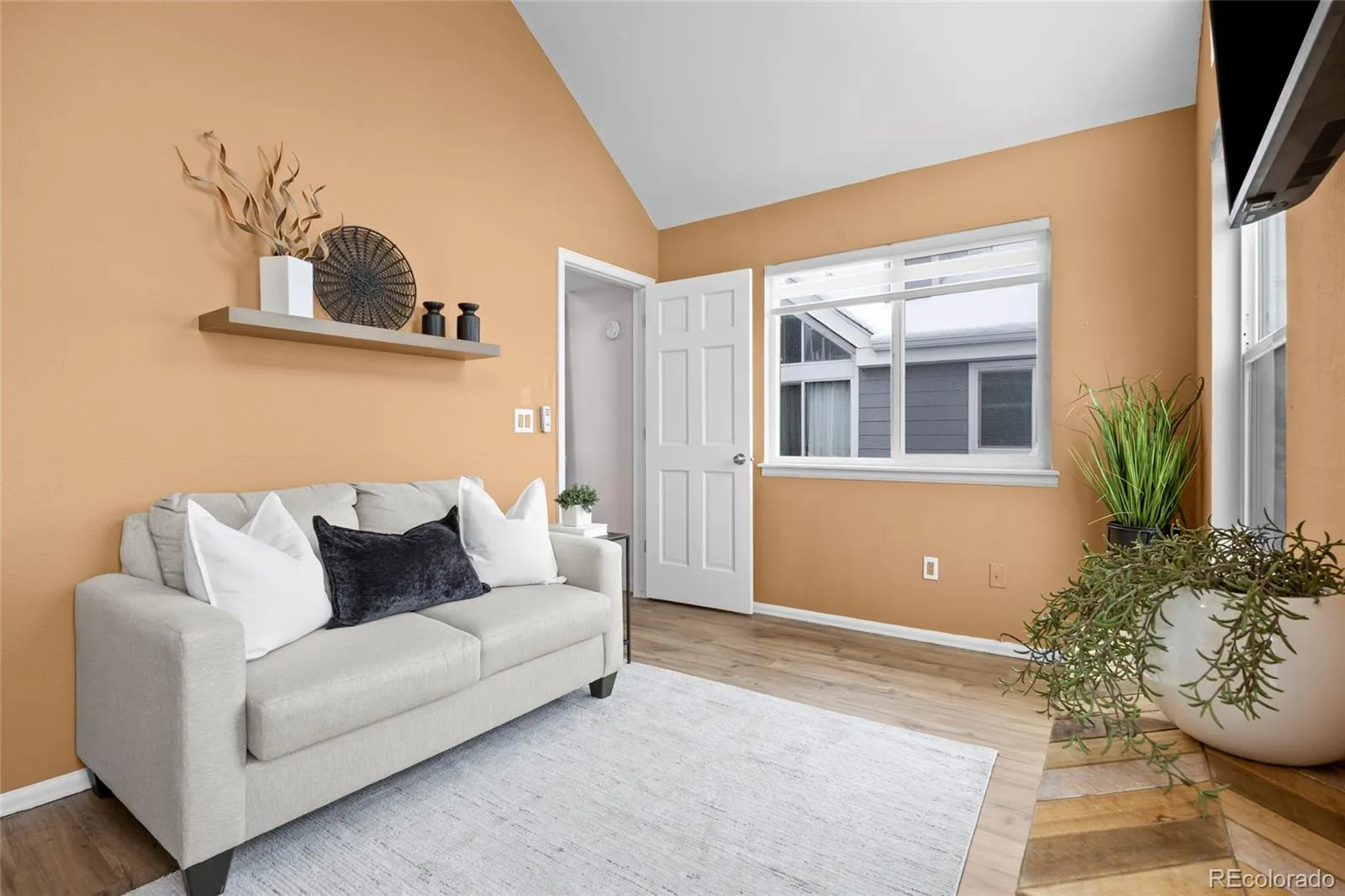 12414 E Tennessee Circle #B Aurora CO 80012 MLS #REC8985483 05092026020629 1600 29