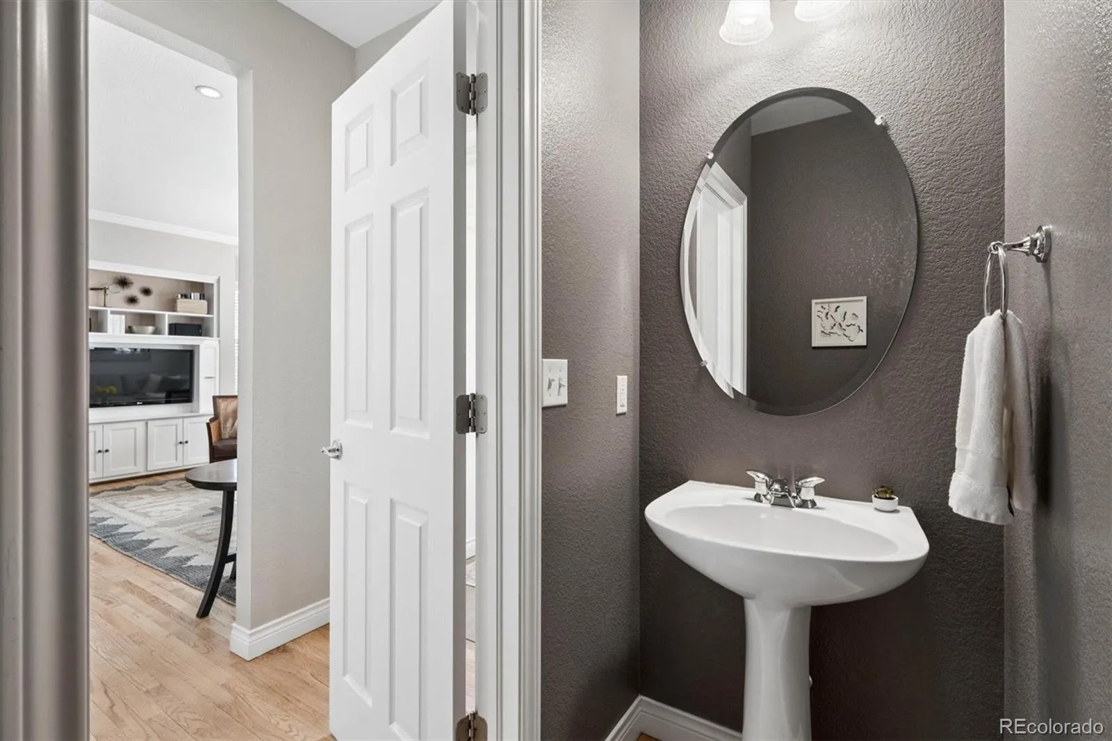 7890 E 26th Avenue Denver CO 80238 MLS #REC8988857 04232026041930 1600 18