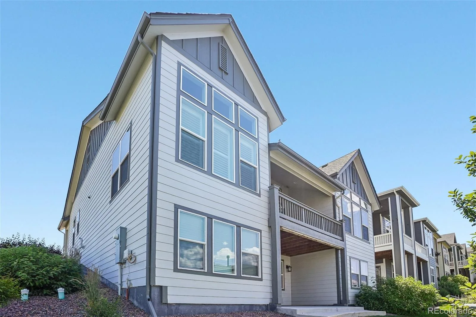 8607 Holman Circle Arvada CO 80005 MLS #REC8989595 06192026040254 1600 25