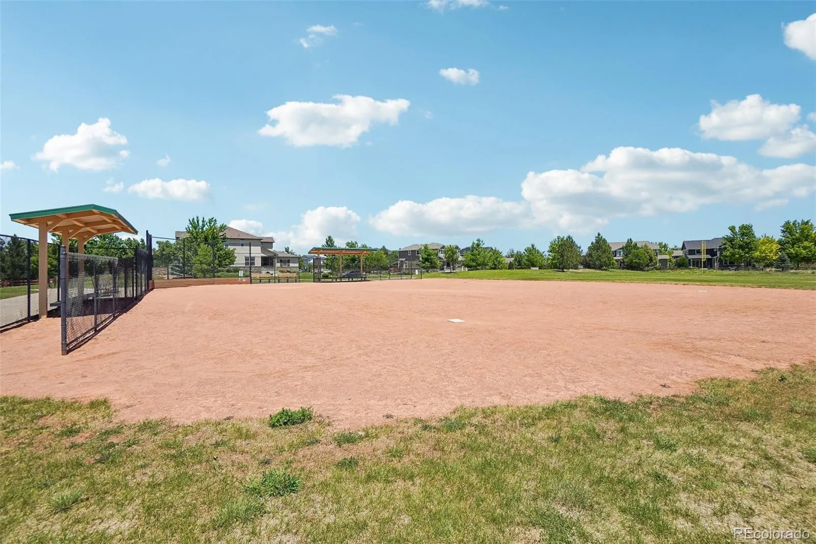 8607 Holman Circle Arvada CO 80005 MLS #REC8989595 06192026040254 1600 39