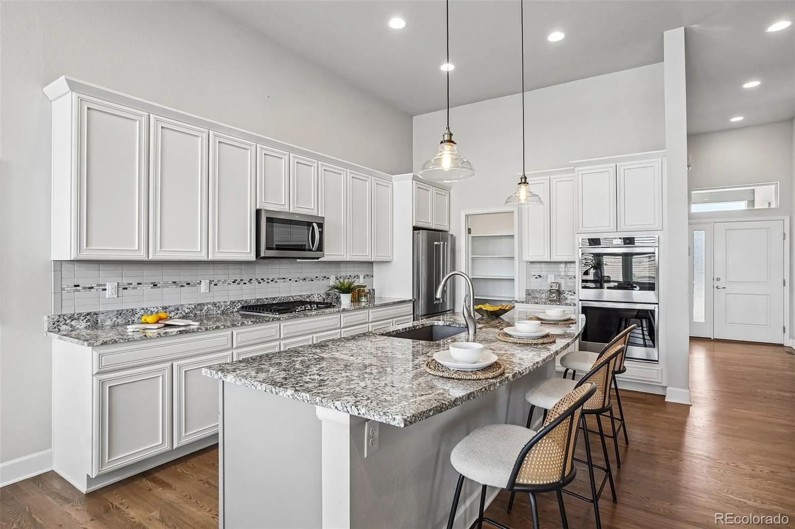 8607 Holman Circle Arvada CO 80005 MLS #REC8989595 06192026040254 1600 9