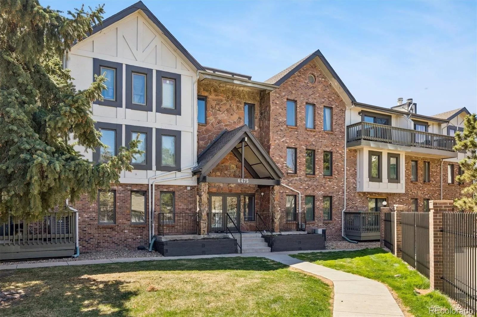 6475 S Dayton Street #106 Englewood CO 80111 MLS #REC8990674 04142026212138 1600 0