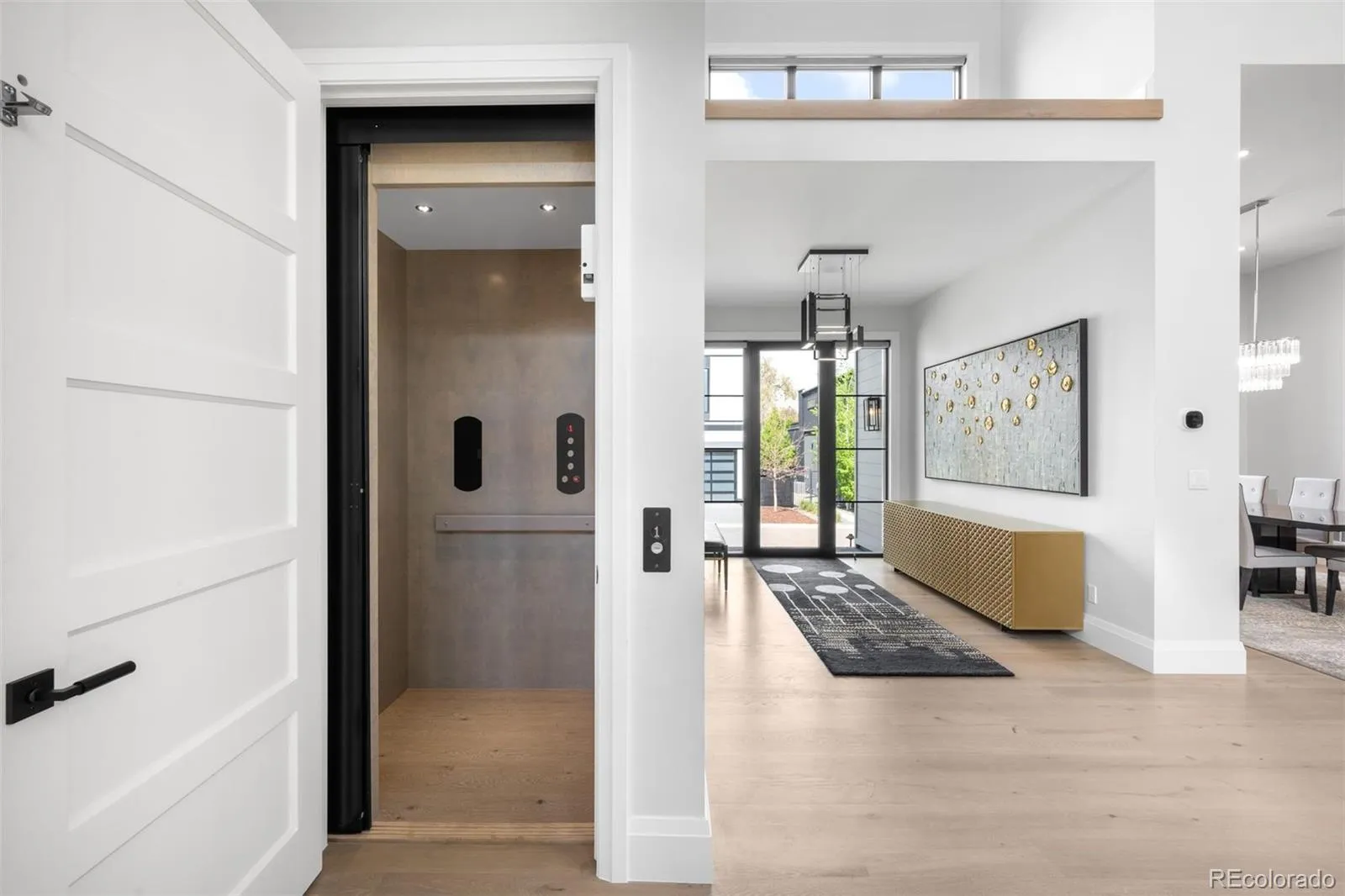 2821 E Cedar Avenue #2 Denver CO 80209 MLS #REC8994624 05152026201420 1600 31