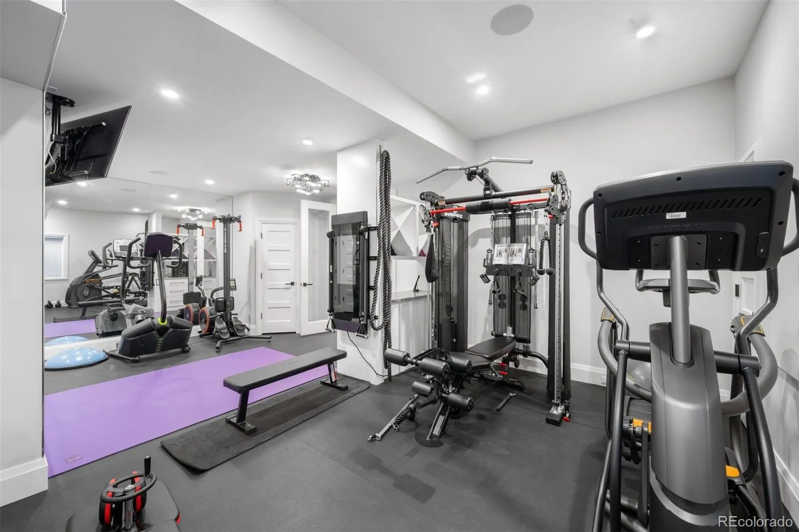 2821 E Cedar Avenue #2 Denver CO 80209 MLS #REC8994624 05152026201420 1600 40