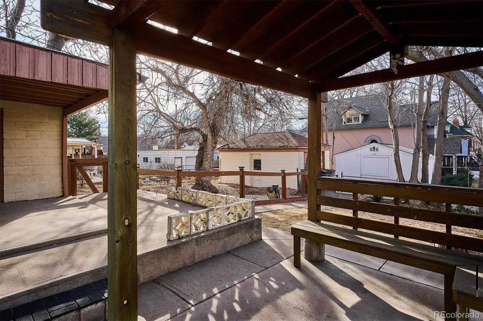 03042026015947 1600 16