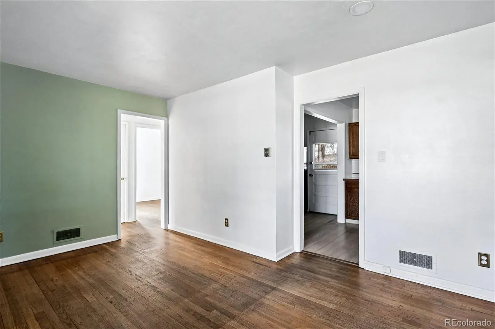 03042026015947 1600 3