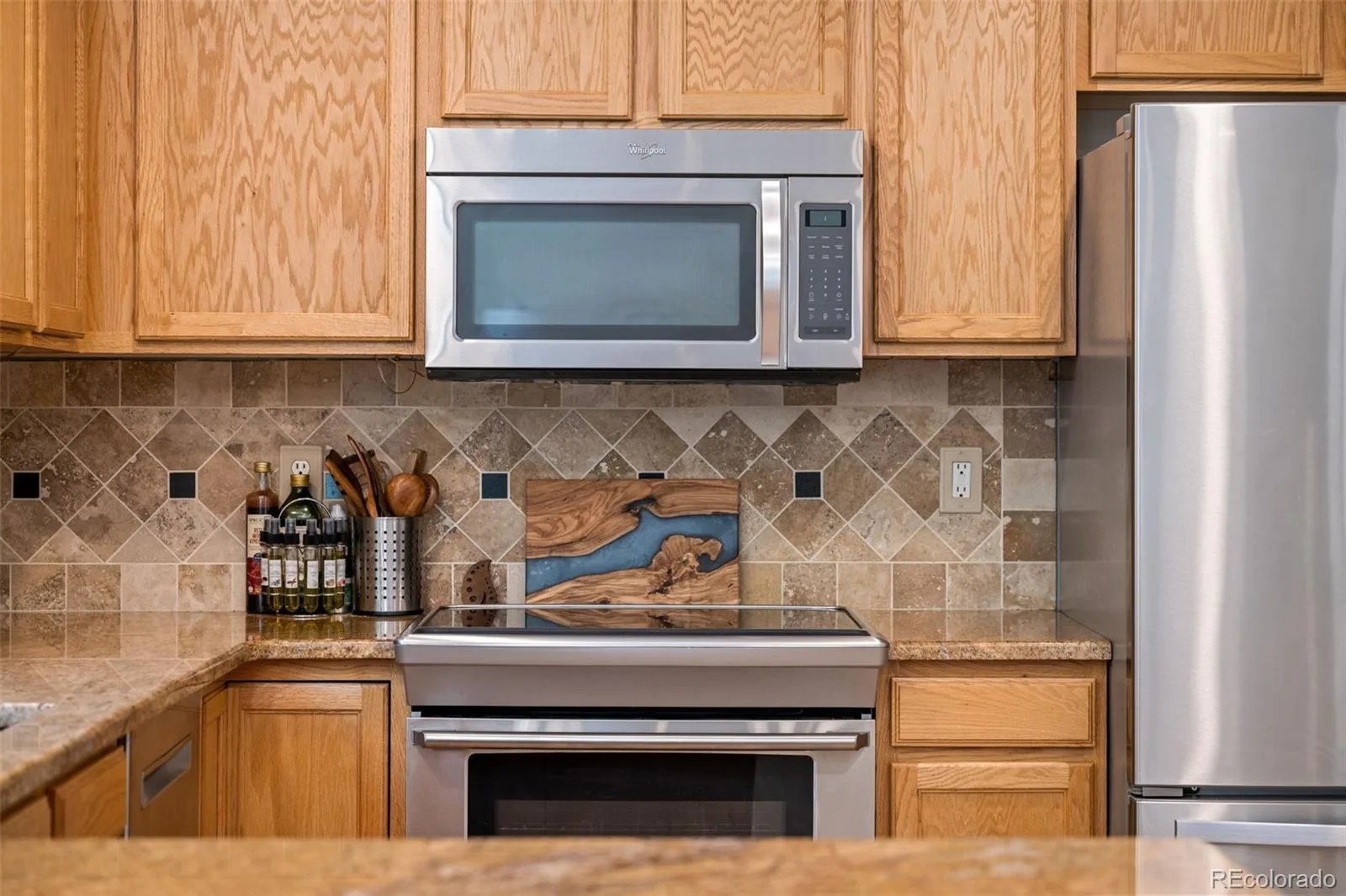 2548 Foothills Canyon Court Littleton CO 80129 | MLS #REC8998261 07302026041602 1600 15
