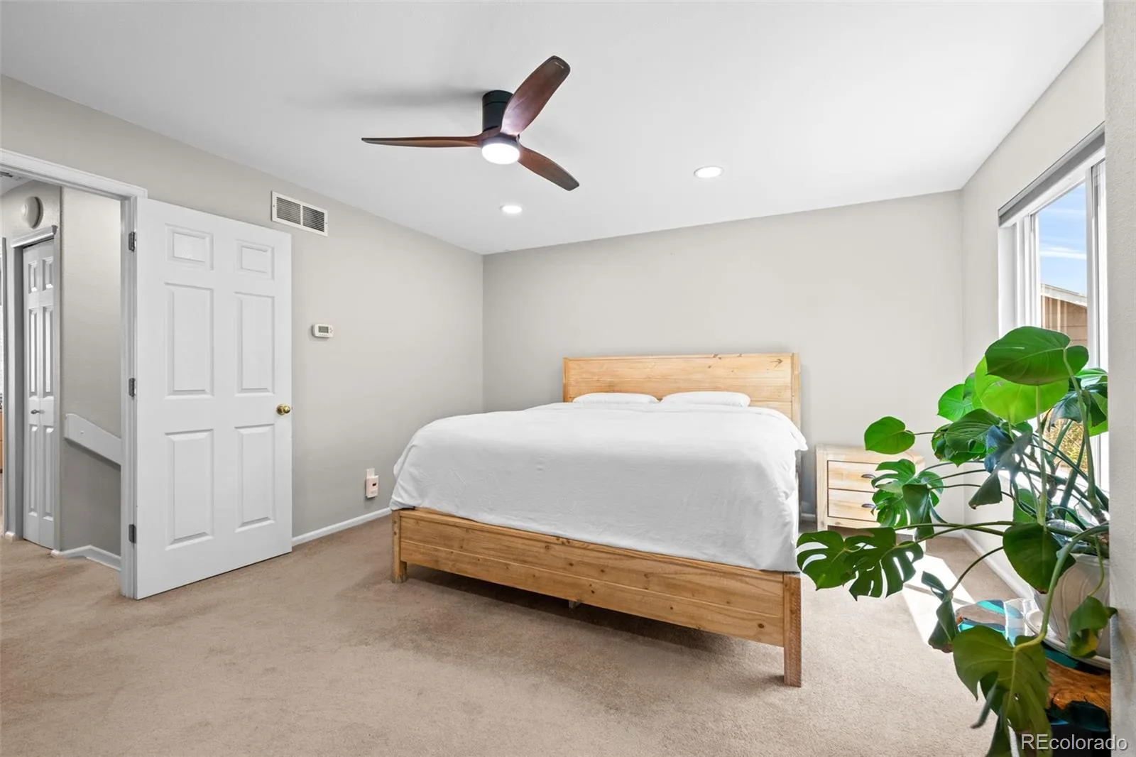 2548 Foothills Canyon Court Littleton CO 80129 | MLS #REC8998261 07302026041602 1600 20