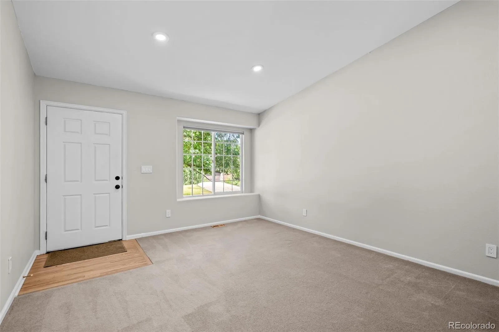 2548 Foothills Canyon Court Littleton CO 80129 | MLS #REC8998261 07302026041602 1600 6