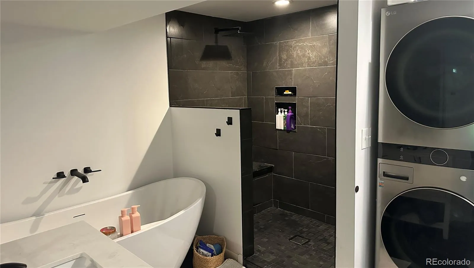 04182026203747 1600 12