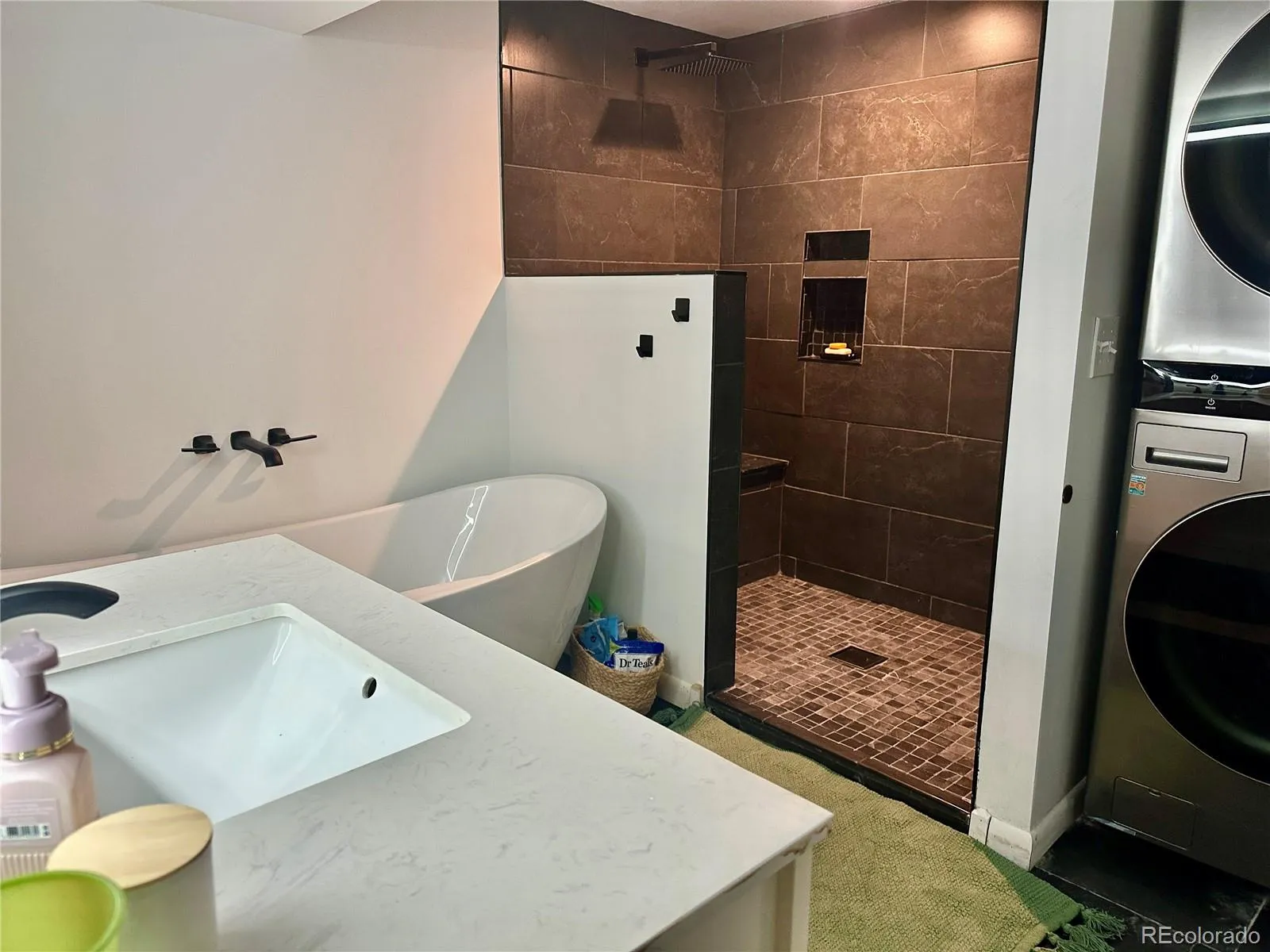 04182026203747 1600 14