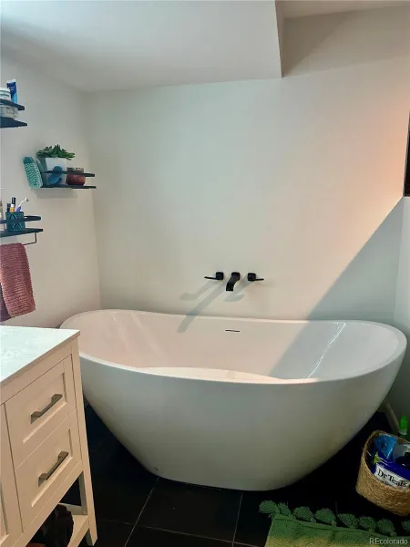 04182026203747 800 16