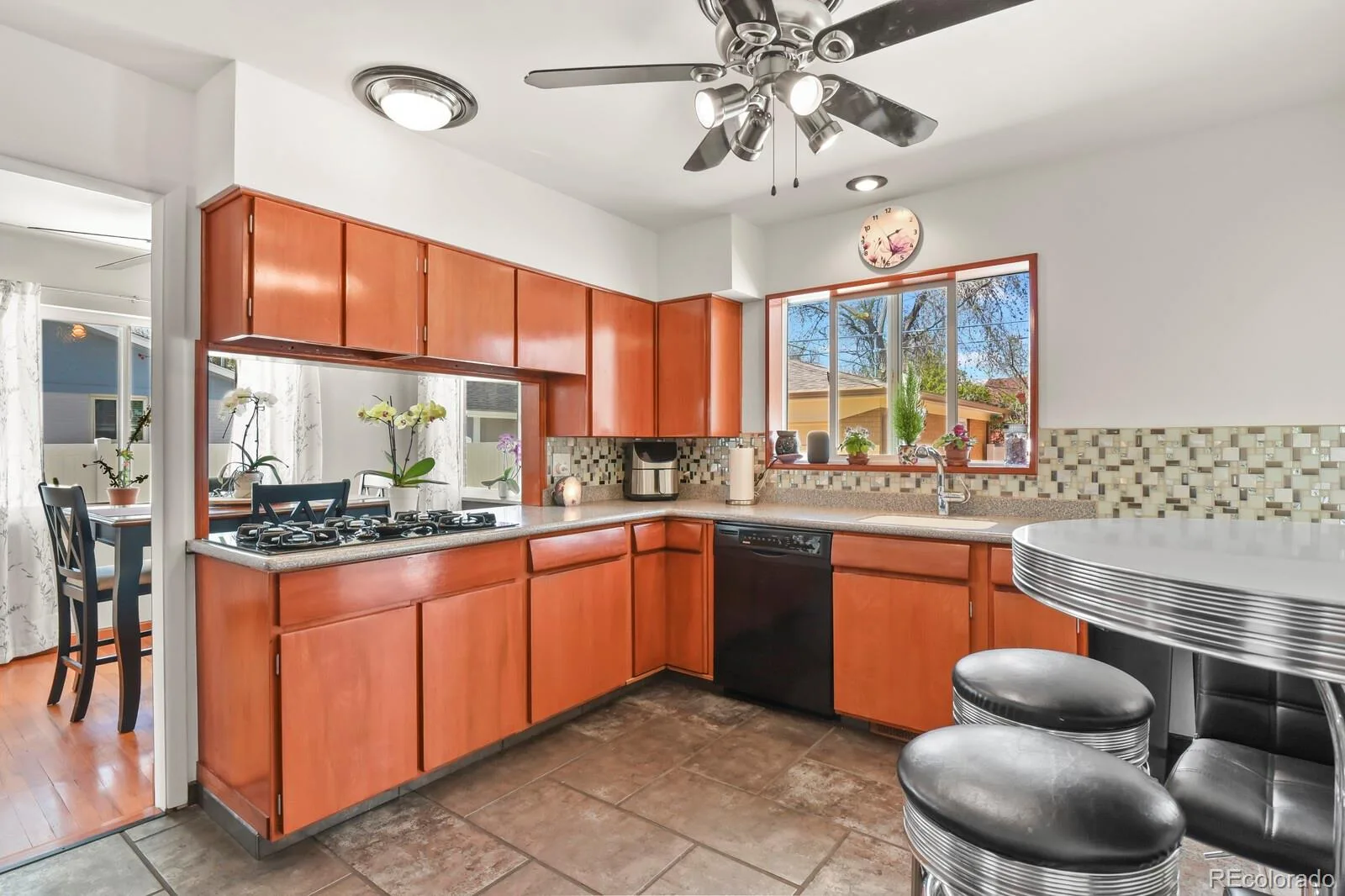 9305 W 52nd Avenue Arvada CO 80002 MLS #REC9000447 06122026074948 1600 5