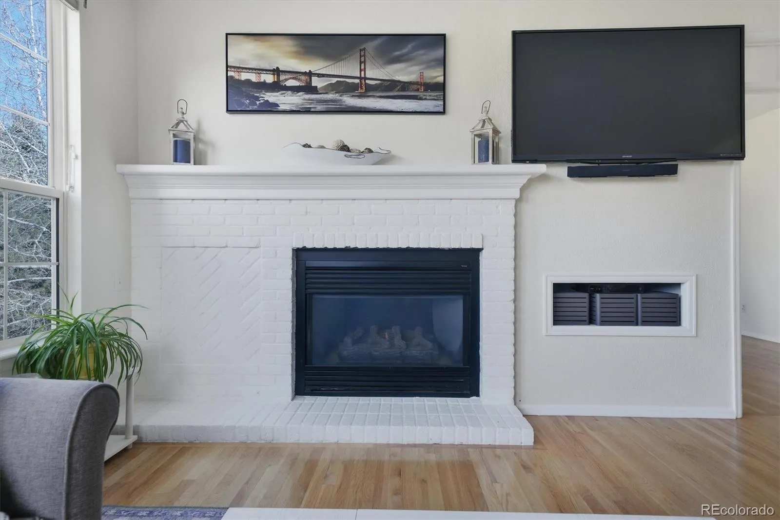 379 Shoreham Circle Castle Pines CO 80108 MLS #REC9001805 04212026170655 1600 10