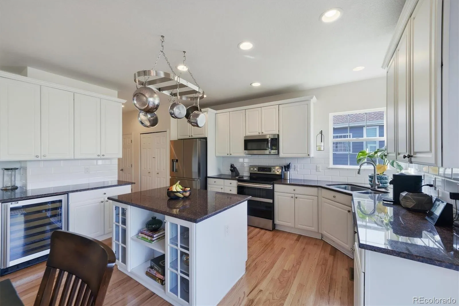 379 Shoreham Circle Castle Pines CO 80108 MLS #REC9001805 04212026170655 1600 16