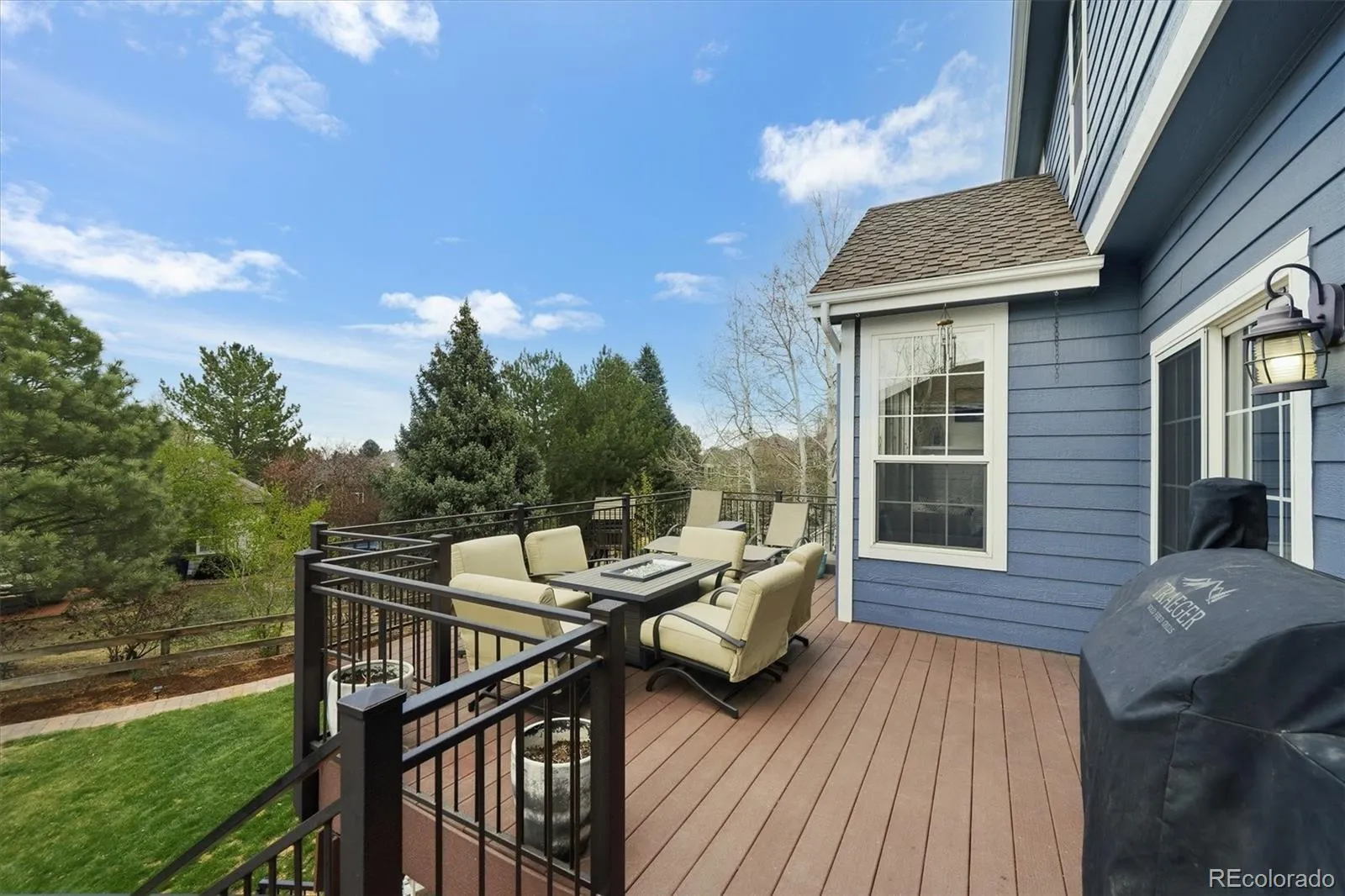 379 Shoreham Circle Castle Pines CO 80108 MLS #REC9001805 04212026170655 1600 40