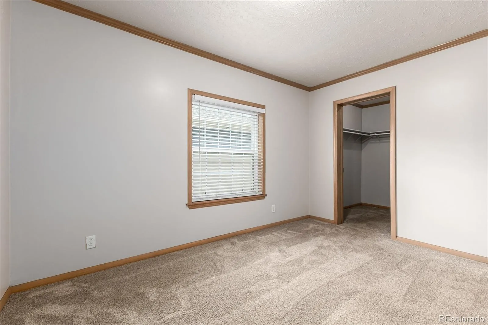 04142026002631 1600 26