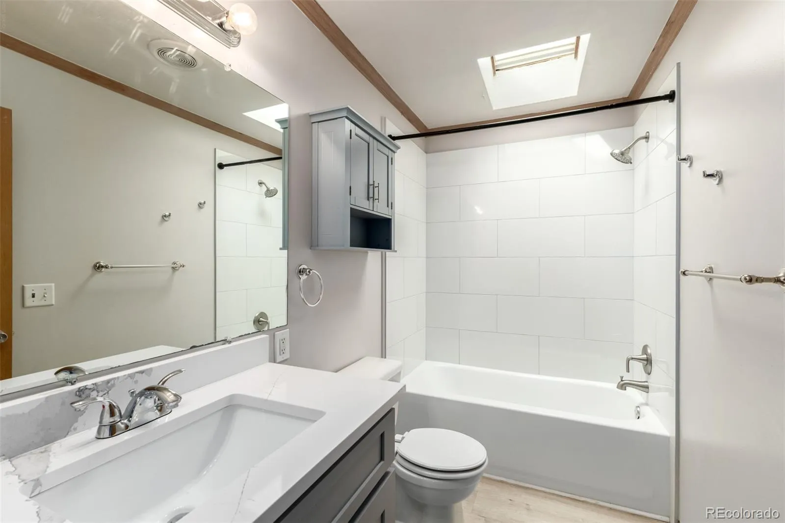 04142026002631 1600 28