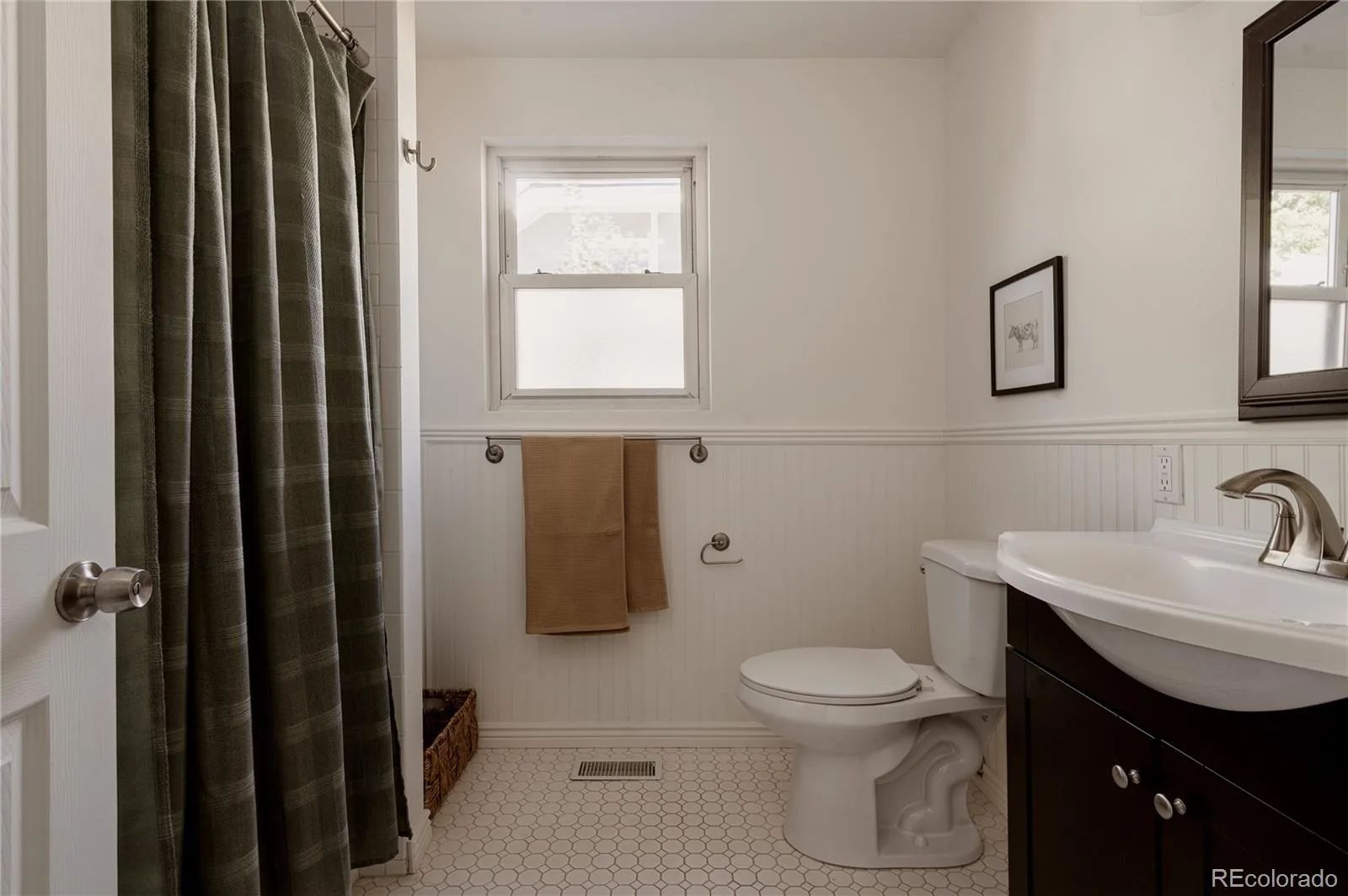 1521 Meade Street Denver CO 80204 | MLS #REC9003464 10152026002007 1600 24